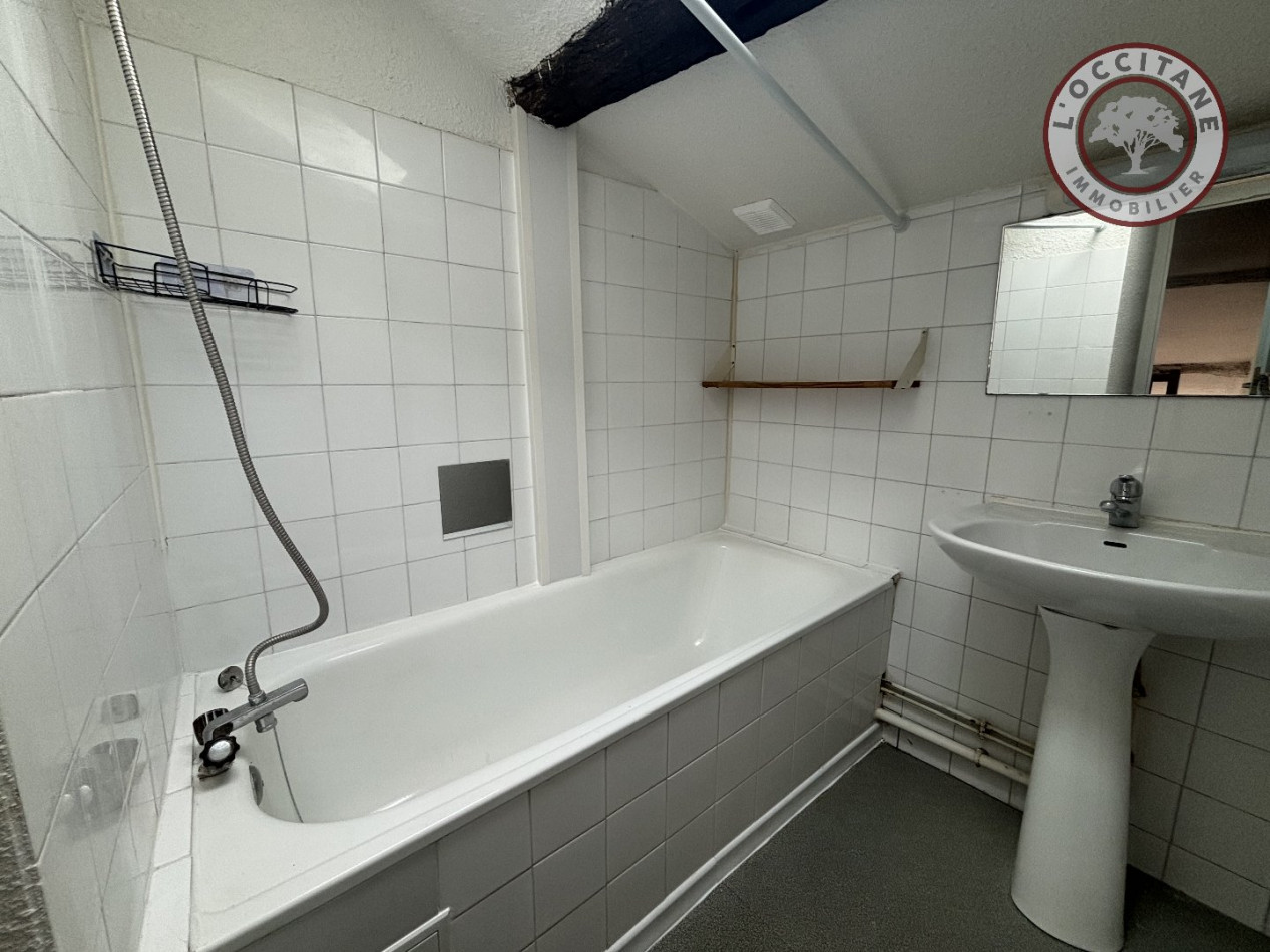location Appartement L'isle-jourdain - Photo 4
