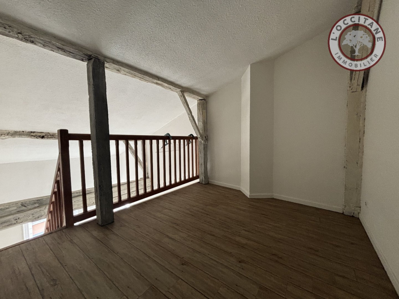 location Appartement L'isle-jourdain - Photo 2