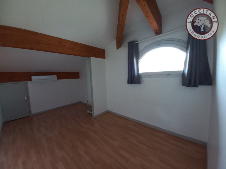 location Appartement L'isle-jourdain - Photo 6