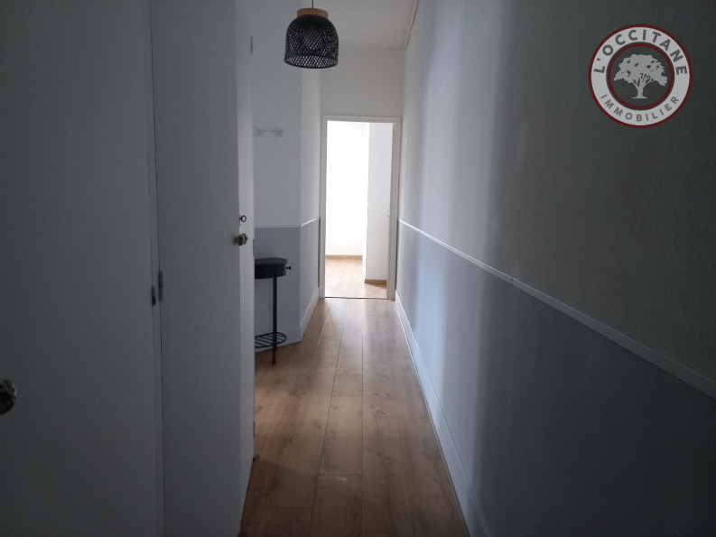 location Appartement L'isle-jourdain - Photo 5