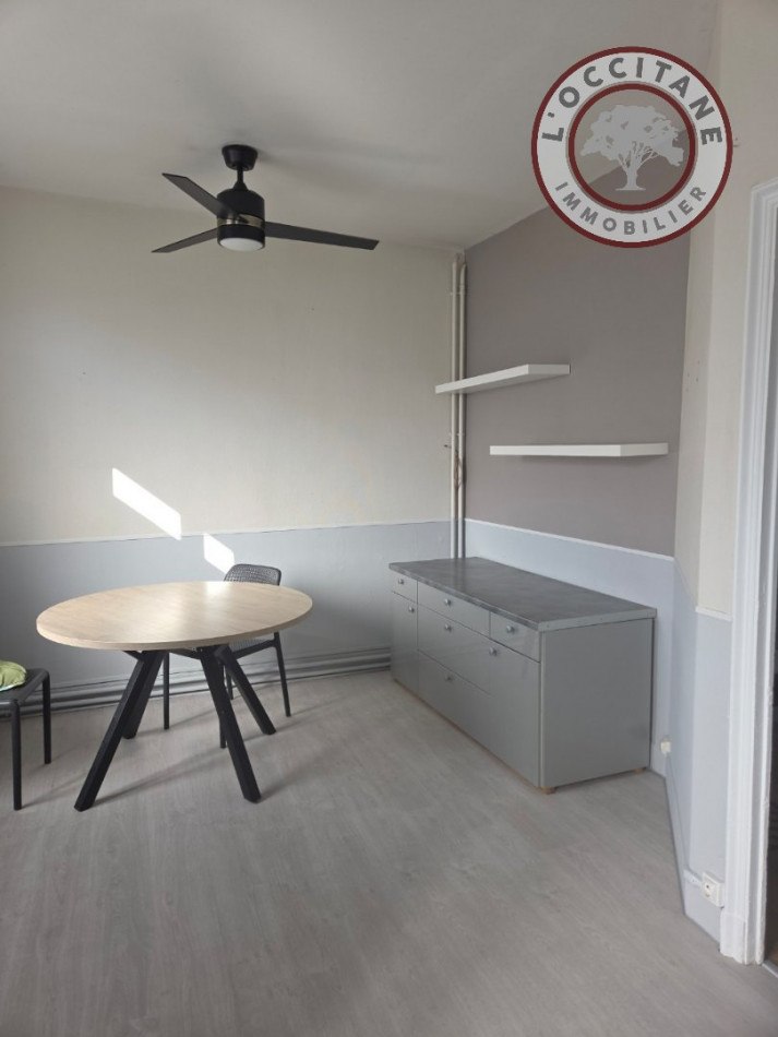 location Appartement L'isle-jourdain - Photo 8