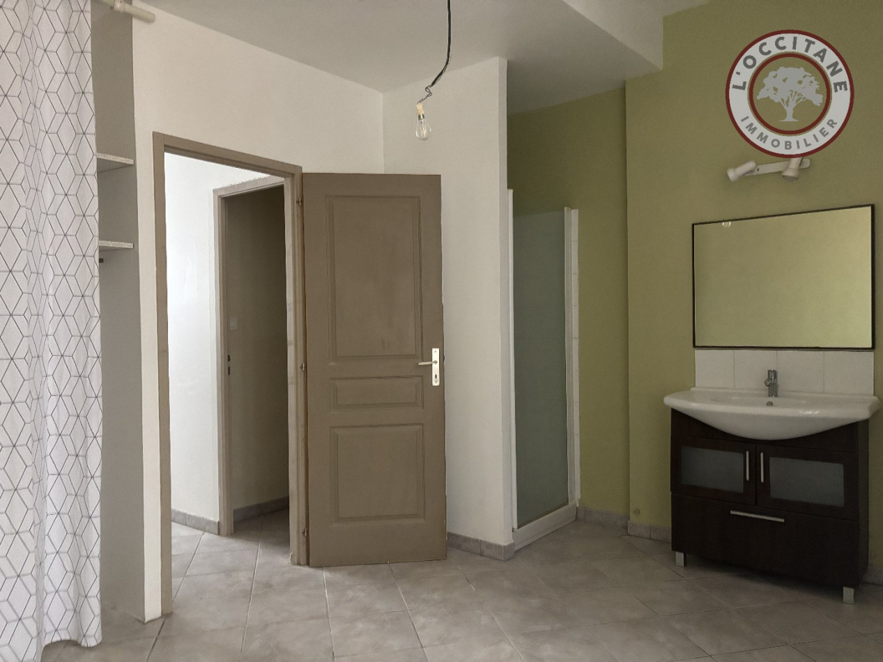 location Appartement L'isle-jourdain - Photo 5