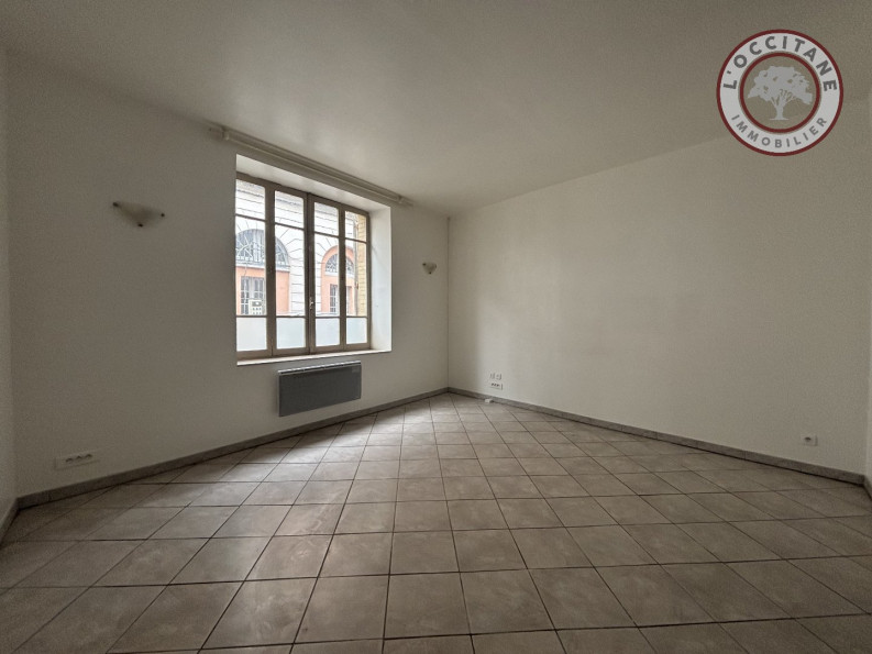 location Appartement L'isle-jourdain - Photo 2