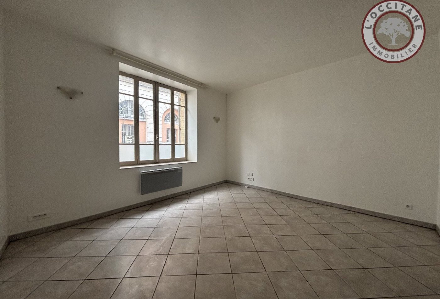 location Appartement L'isle-jourdain - Photo 2