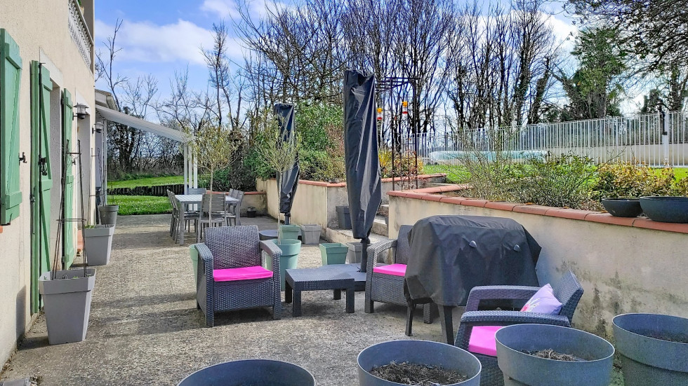 vente Maison L'isle-jourdain - Photo 2