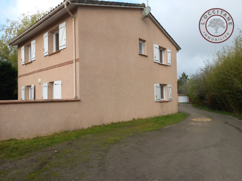 location Maison L'isle-jourdain - Photo 1