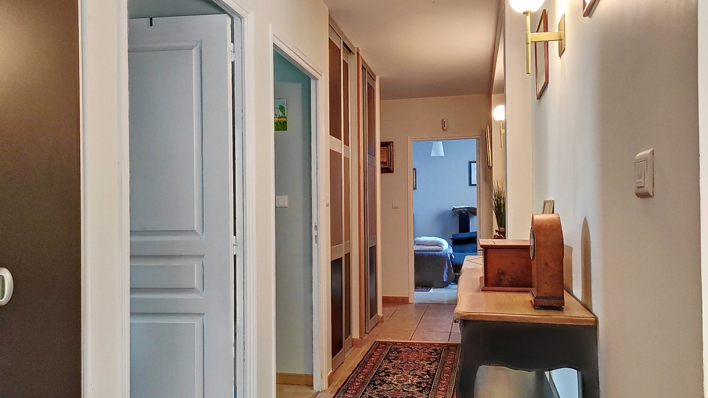 vente Maison L'isle-jourdain - Photo 8