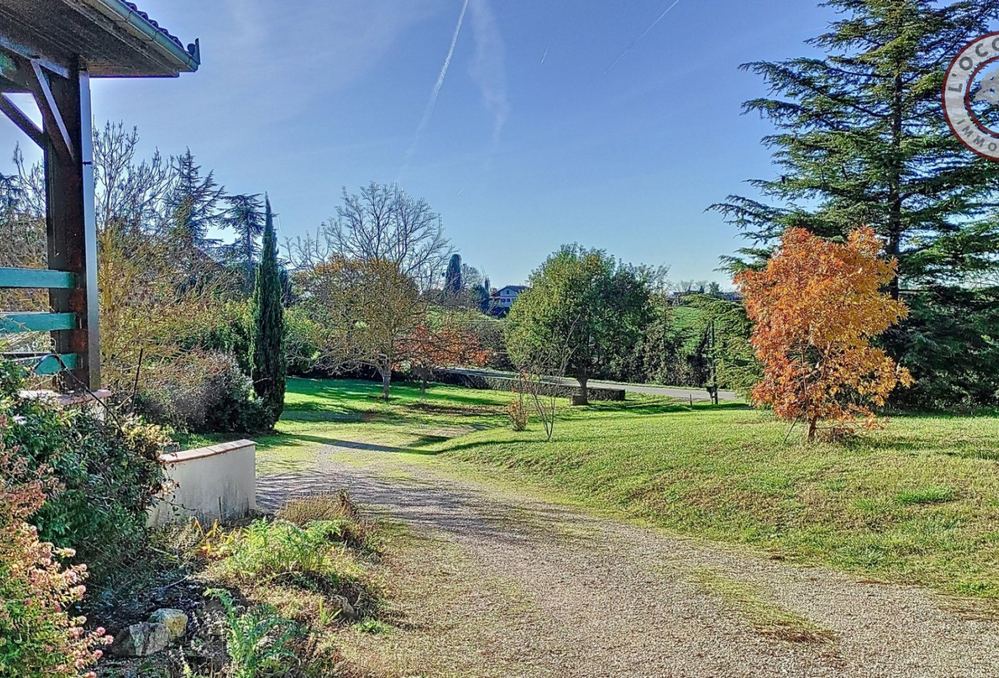 vente Maison L'isle-jourdain - Photo 2