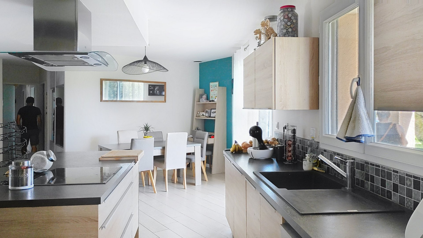 vente Maison L'isle-jourdain - Photo 5