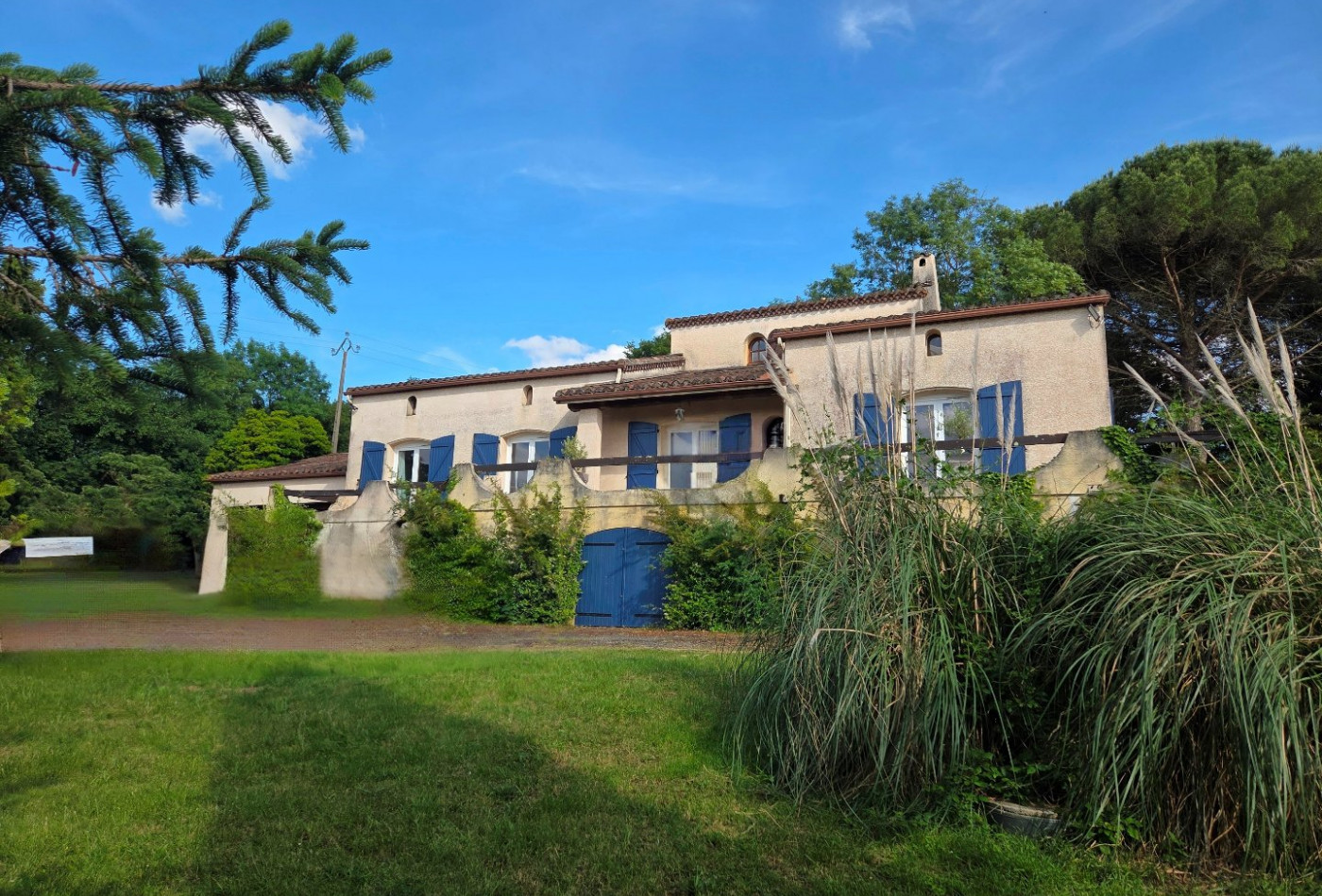 vente Maison L'isle-jourdain - Photo 1