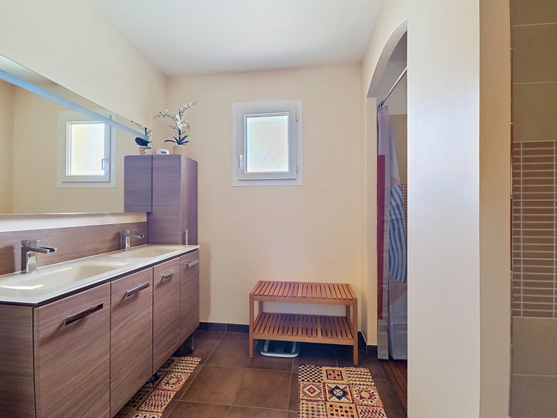 vente Maison L'isle-jourdain - Photo 8