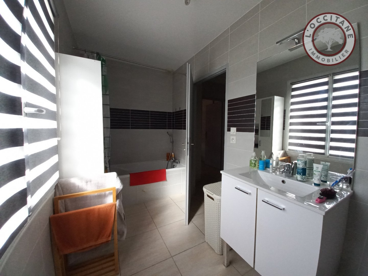 location Maison L'isle-jourdain - Photo 6