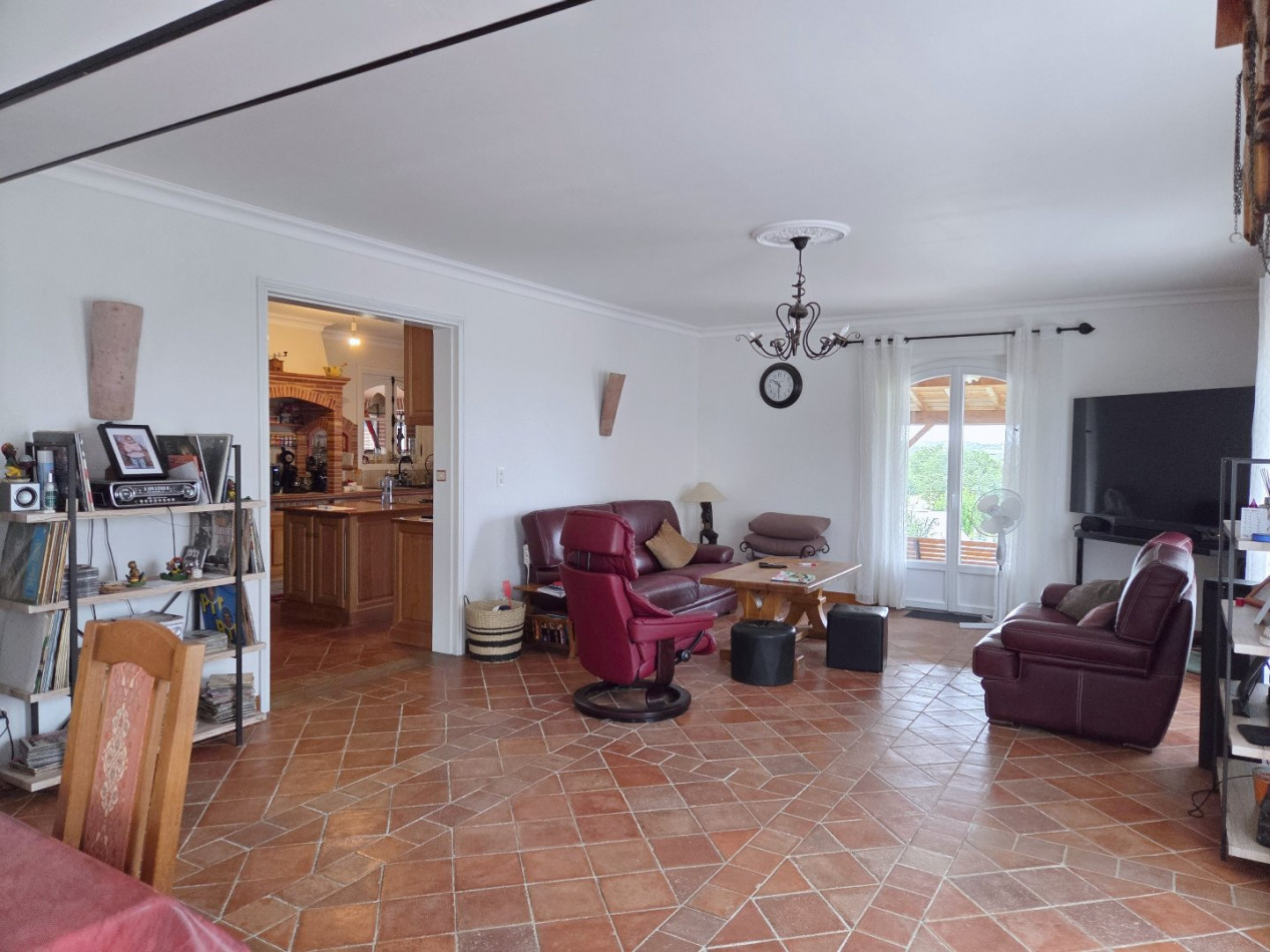 vente Maison L'isle-jourdain - Photo 2