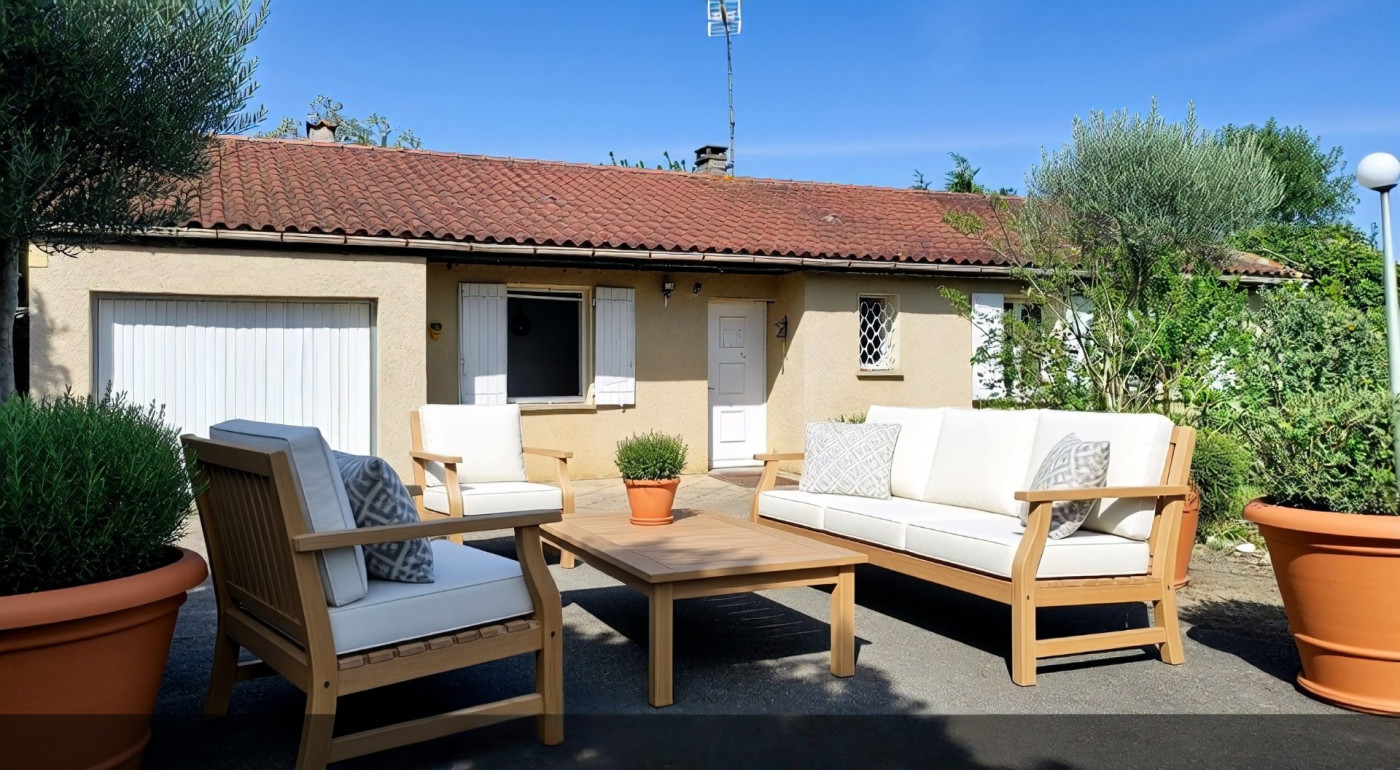 à vendre Maison L'isle-jourdain - Photo 1