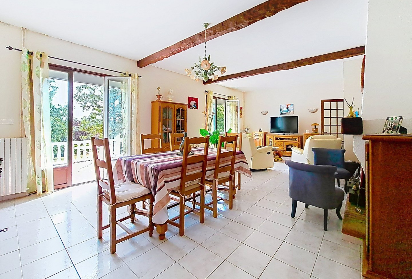 vente Maison L'isle-jourdain - Photo 2