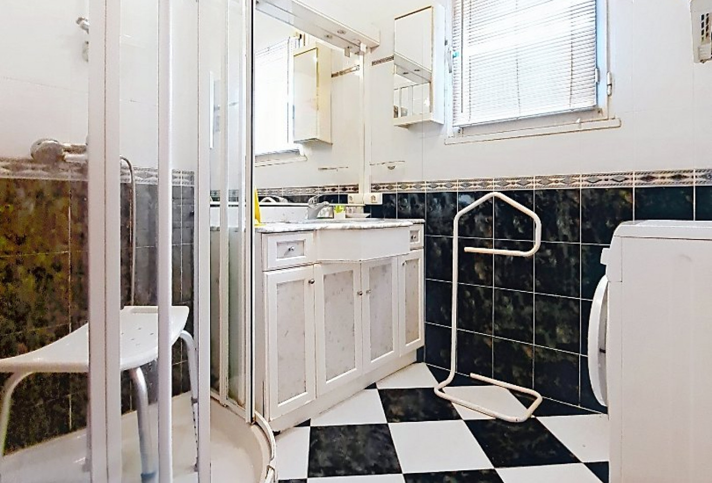 vente Maison L'isle-jourdain - Photo 8