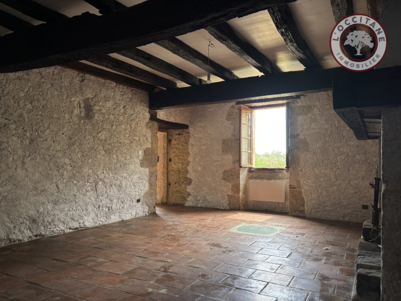 location Maison Sarrant - Photo 6