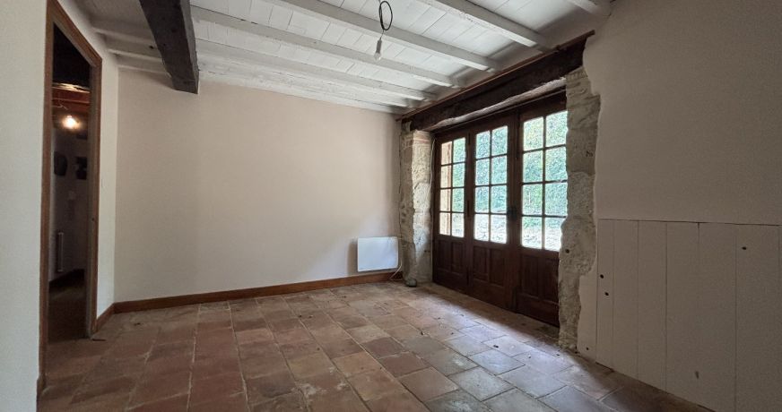 location Maison Sarrant