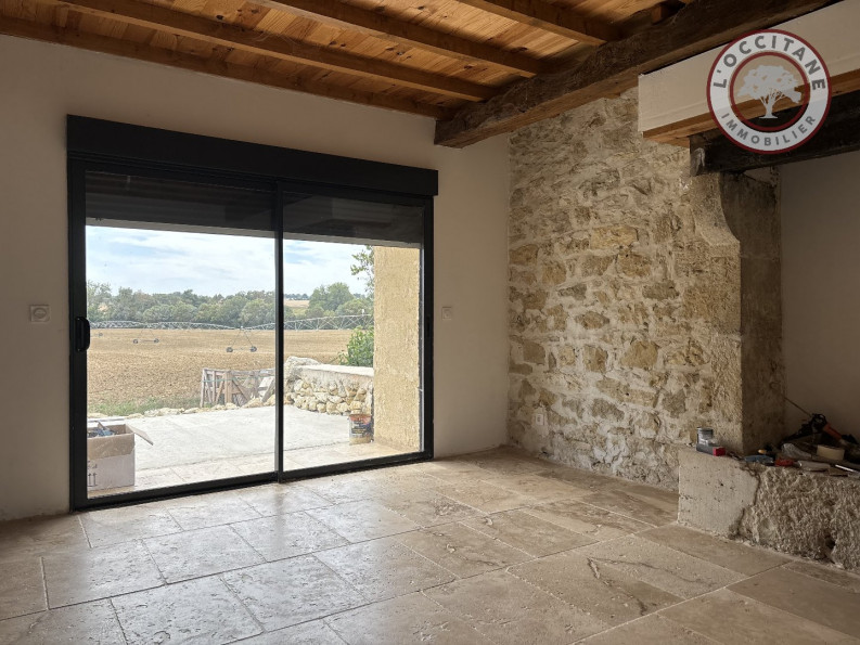 location Maison Sarrant - Photo 7