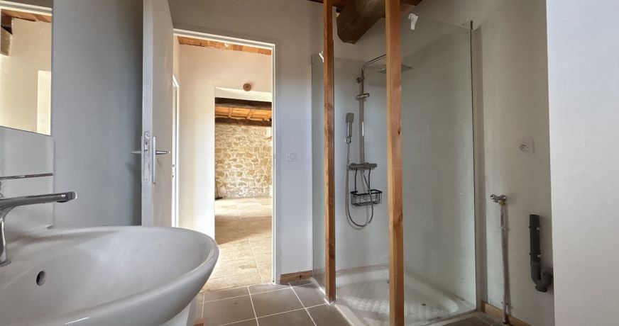 location Maison Sarrant
