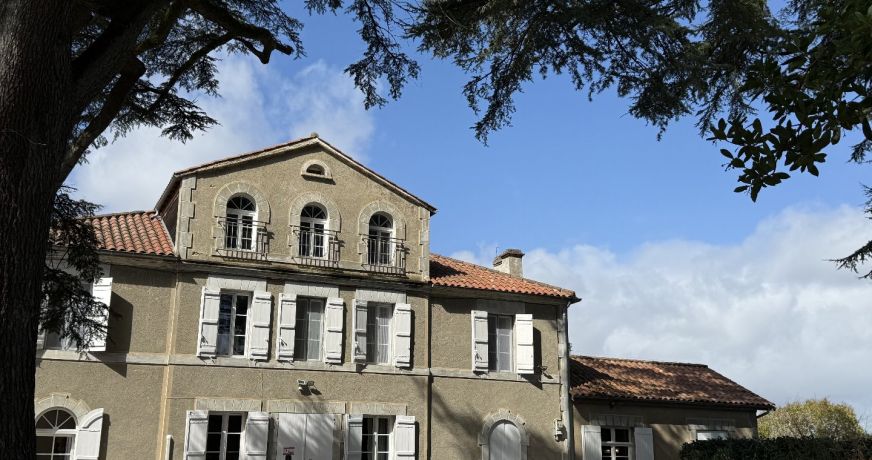 vente Maison bourgeoise Castelnau D'auzan