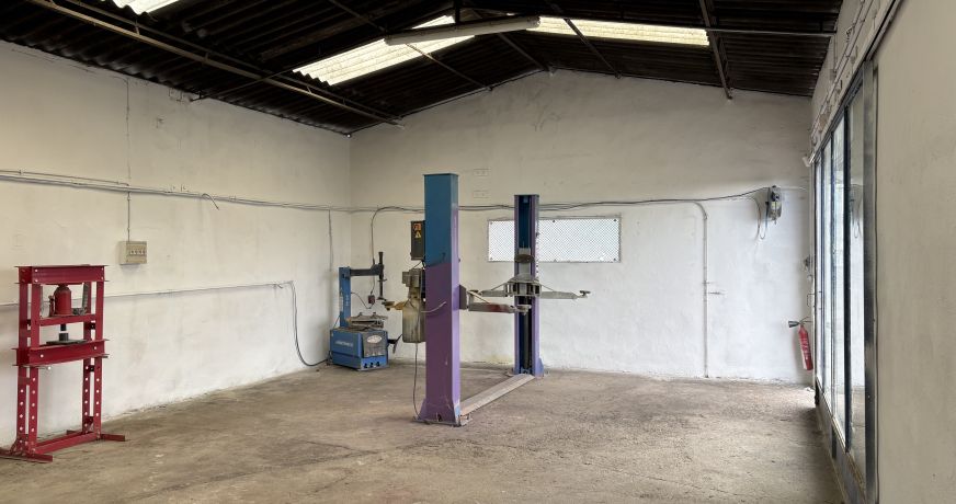 location Garage Saint Sulpice De Faleyrens