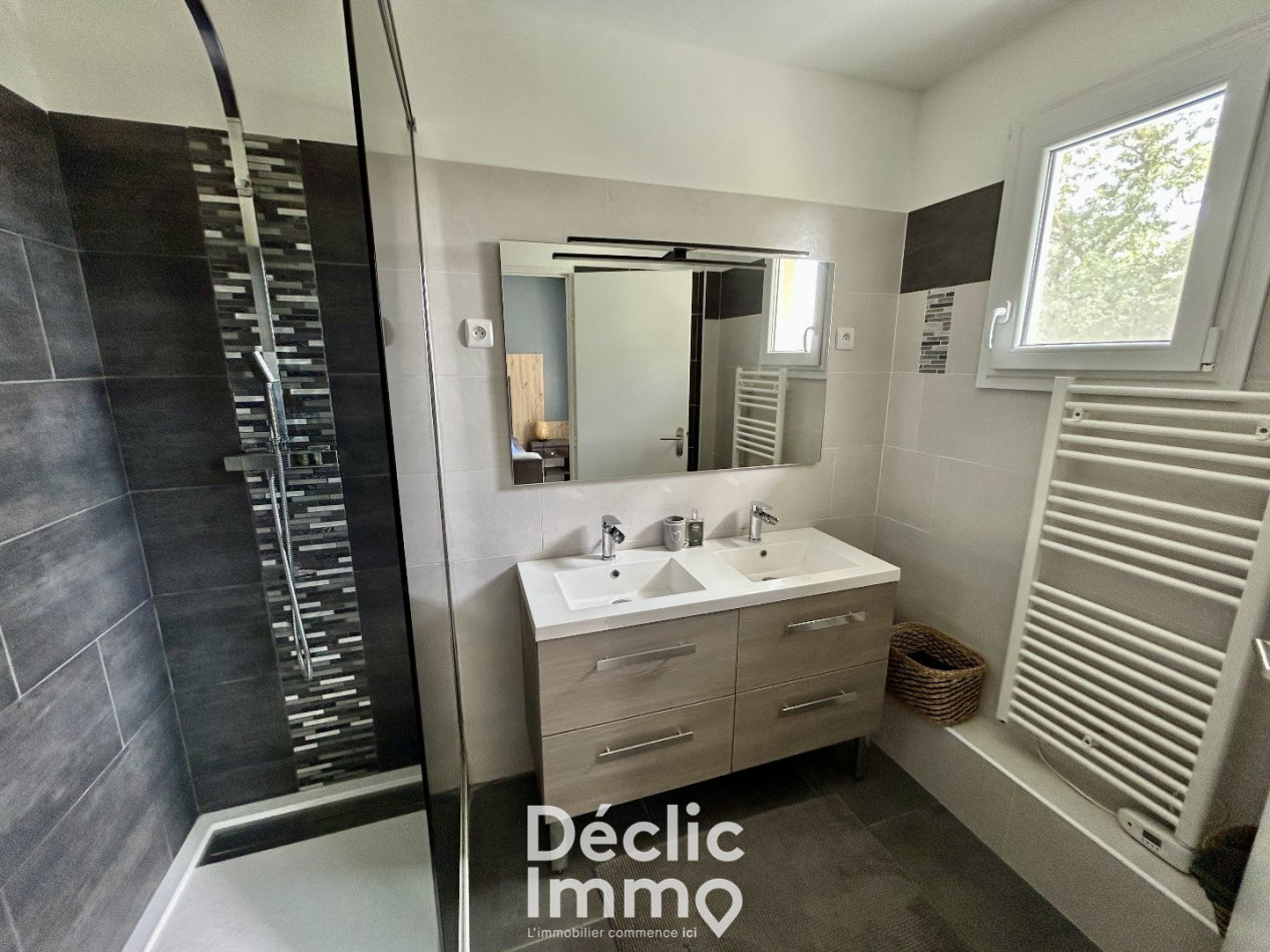 vente Maison Bassens - Photo 11