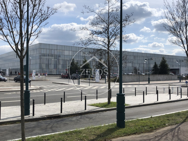 vente Bureau Jossigny - Photo 6