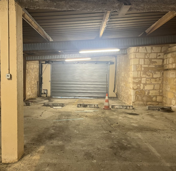 vente Parking intérieur Bordeaux - Photo 1