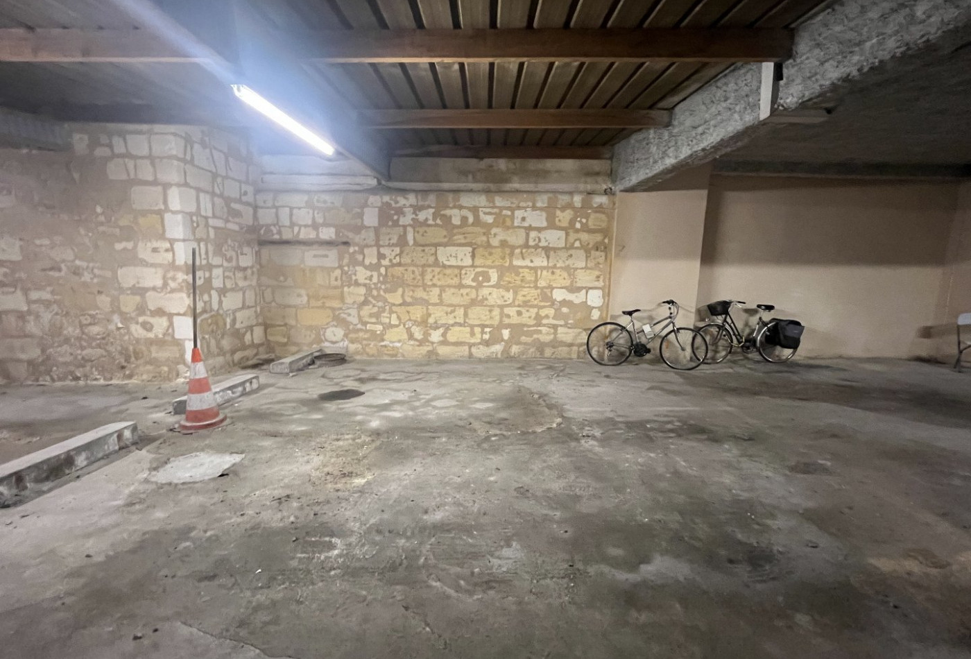 vente Parking intérieur Bordeaux - Photo 3