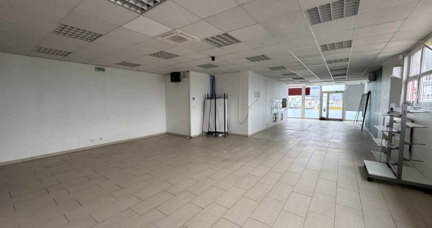 location Local commercial Libourne