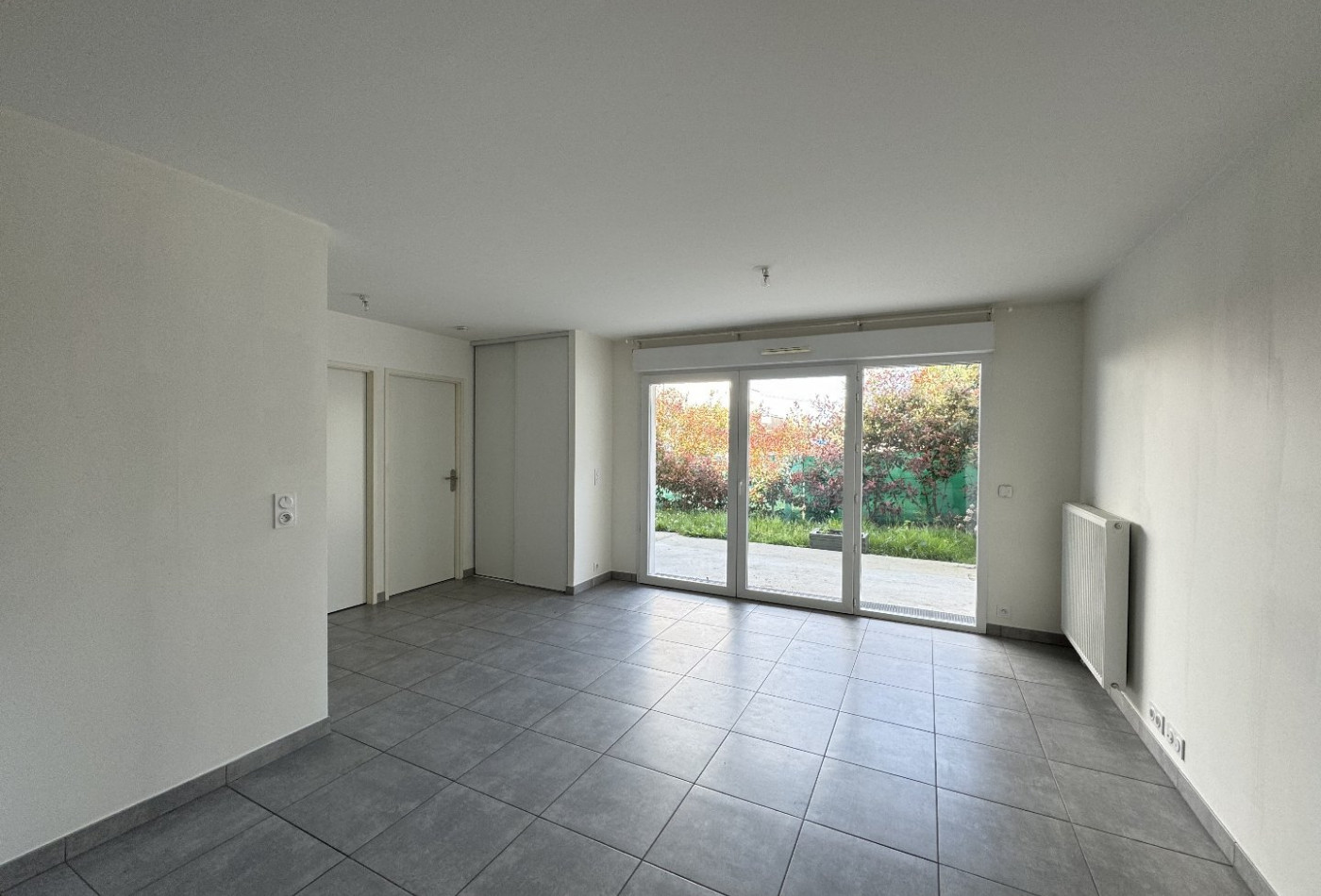 vente Appartement en rez de jardin Ambares Et Lagrave - Photo 1