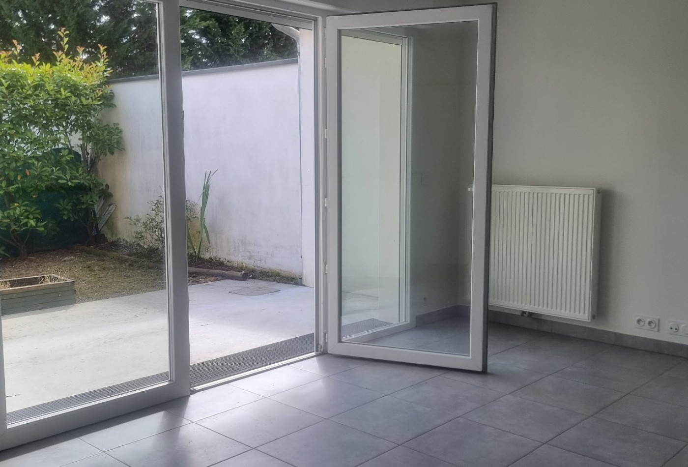 vente Appartement en rez de jardin Ambares Et Lagrave - Photo 3