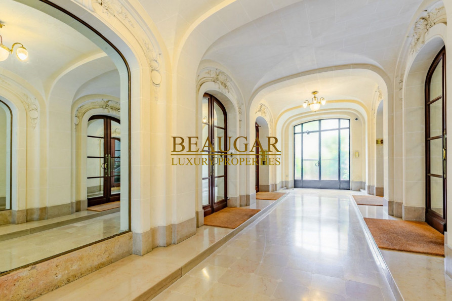 vente Appartement Paris - Photo 2