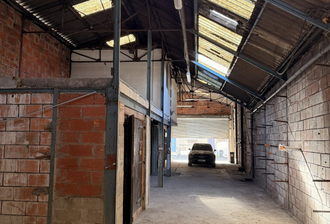 location Entrepots et bureaux Begles - Photo 3