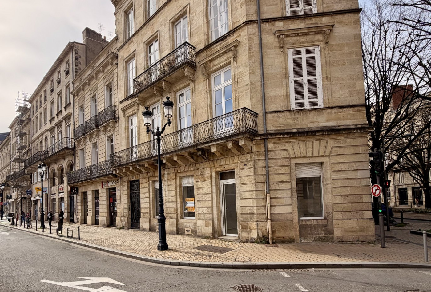 location Local commercial Bordeaux - Photo 1