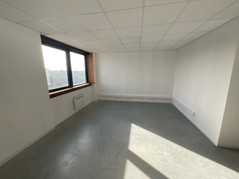 location Bureau Artigues Pres Bordeaux - Photo 2