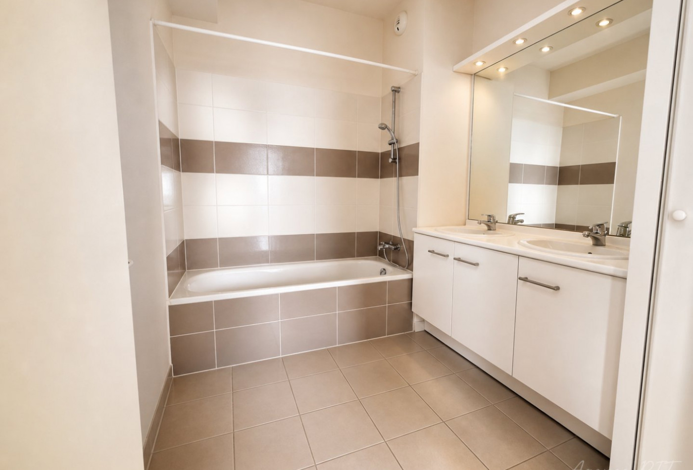vente Appartement Begles - Photo 3