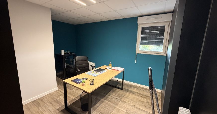 location Ateliers et bureaux Izon