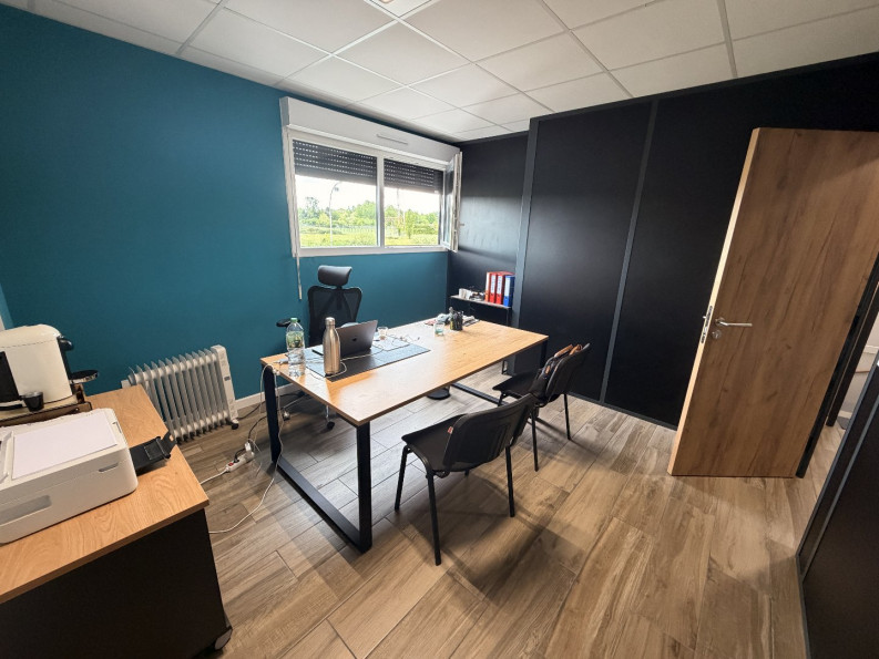 location Ateliers et bureaux Izon - Photo 3