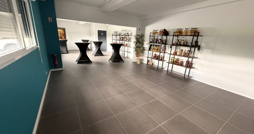 location Ateliers et bureaux Izon