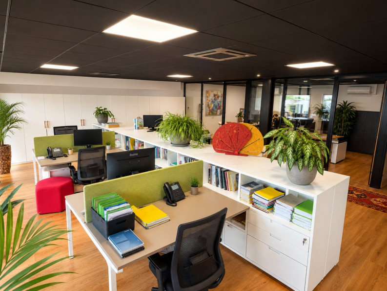 vente Immeuble de bureaux Begles - Photo 1