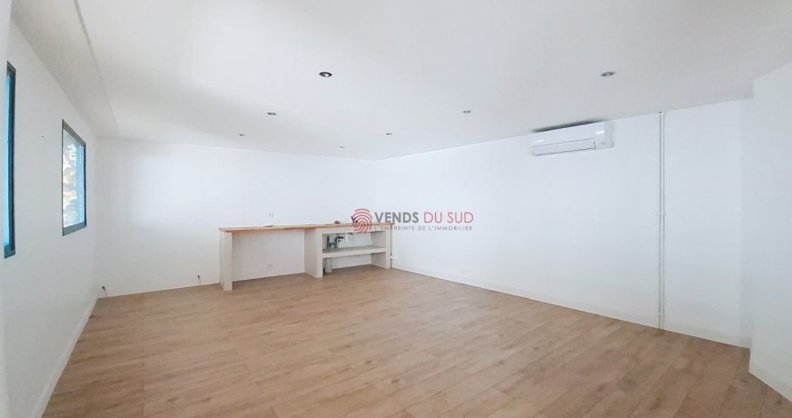 location Local commercial Beziers