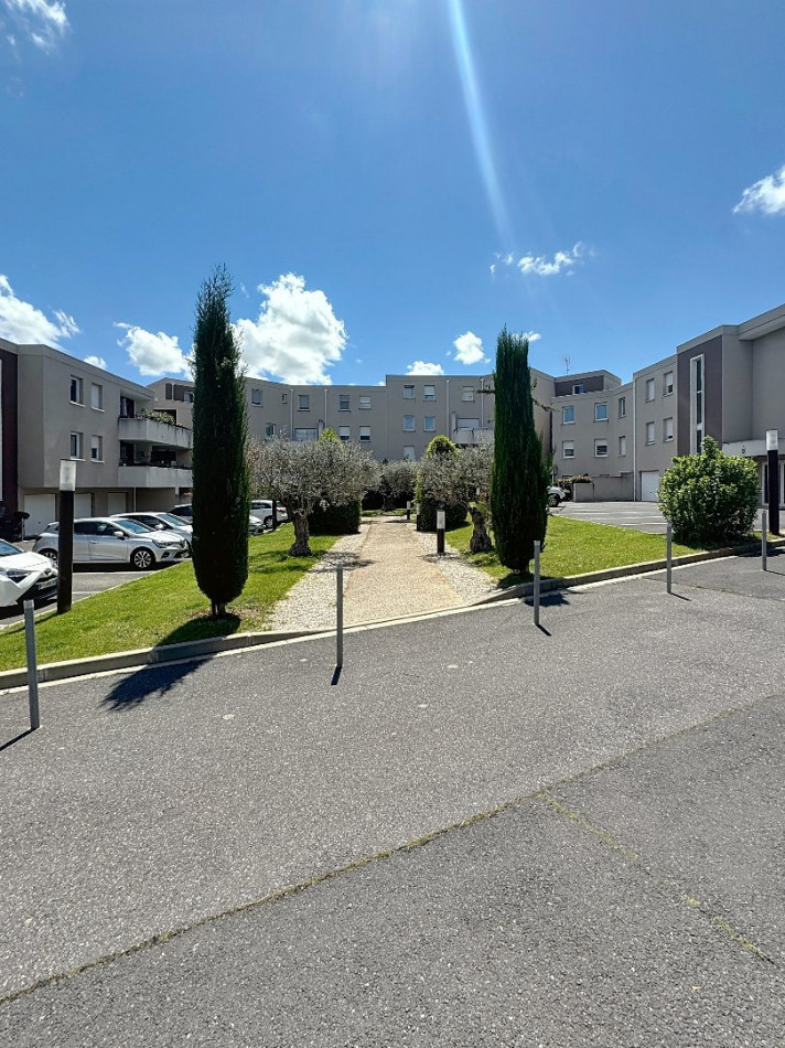 vente Appartement en résidence Beziers - Photo 1