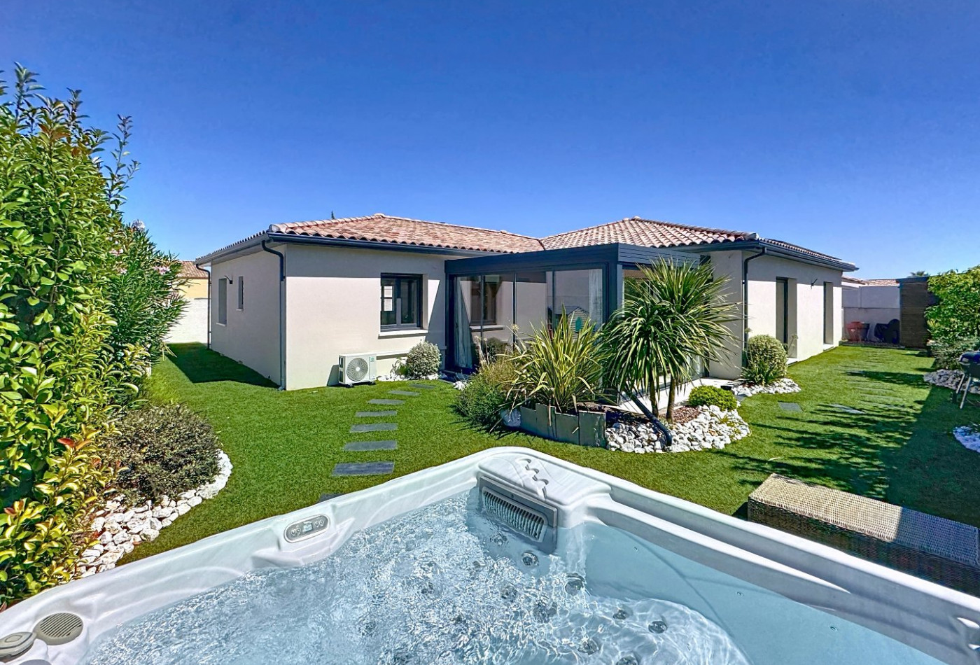 à vendre Villa Montady - Photo 1