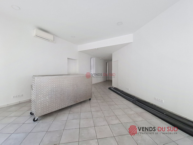 location Local commercial Beziers - Photo 2