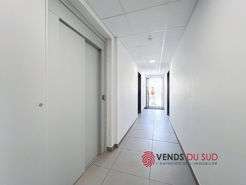 vente Appartement en frais réduits Serignan - Photo 10