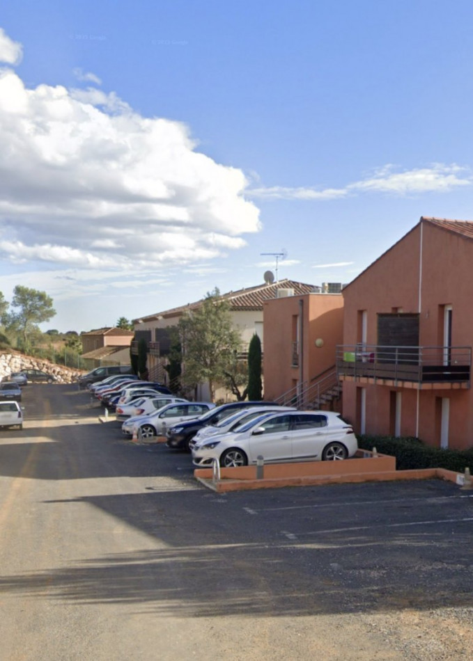location Parking extérieur Beziers - Photo 1