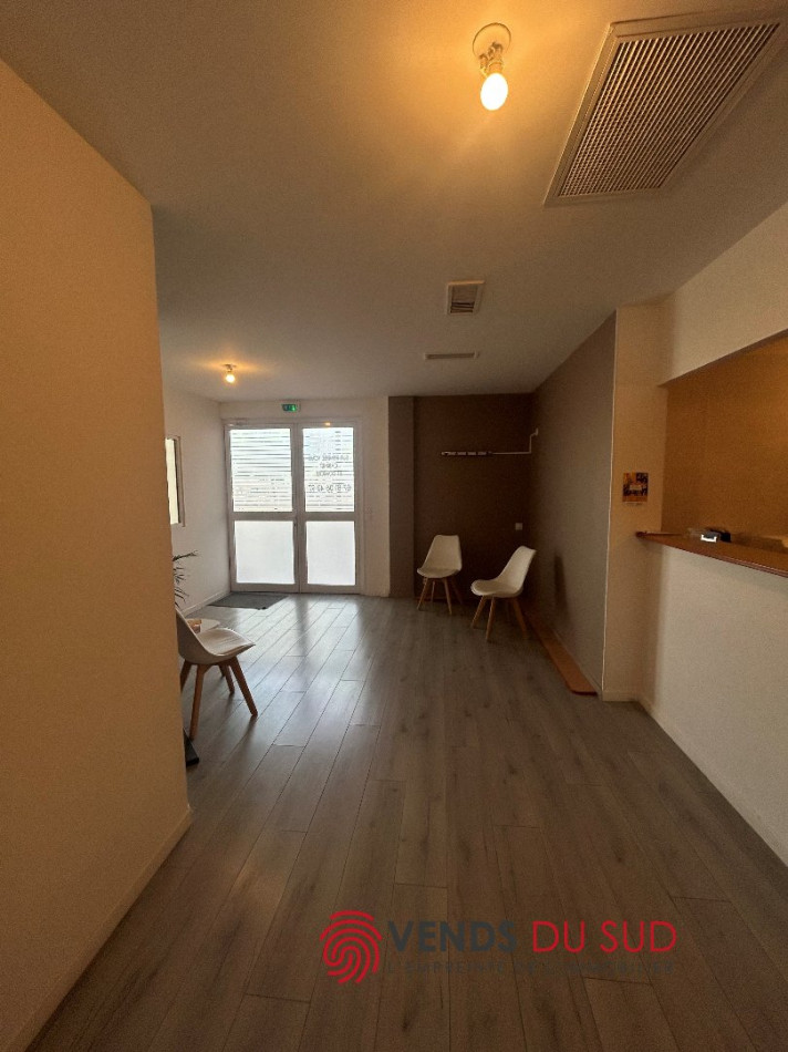 location Local commercial Beziers - Photo 3