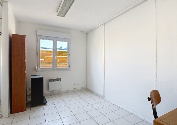 vente Ateliers et bureaux Vias